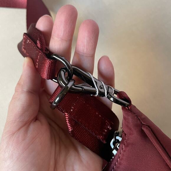 Lululemon City Essentials Small Shoulder Bag 3L - Rockwood - Picture 10 of 11